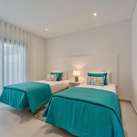 Foz - By Sch 포즈도아렐로